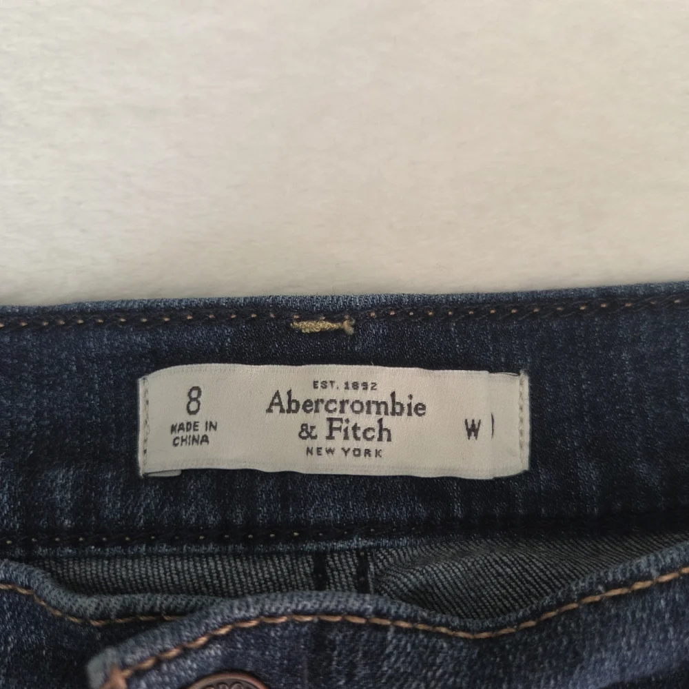 Abercrombie & fitch Distressed Low Rise Denim Micro Shorts Size‎ 8